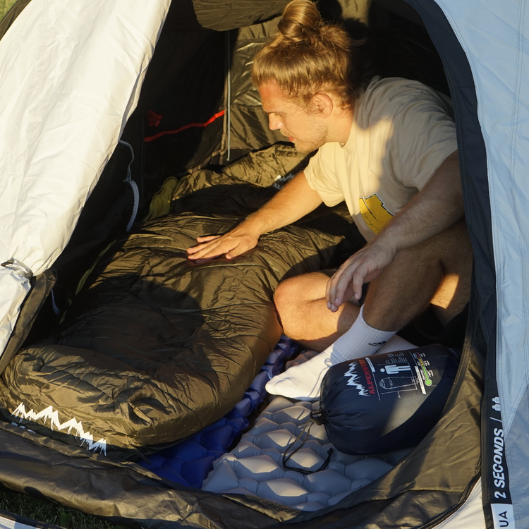 Sommerschlafsack ultraleicht – kompakt & bequem für warme Nächte