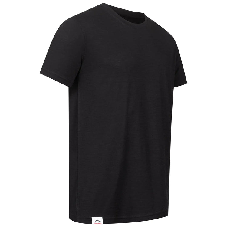 Schwarzes T Shirt aus Merinowolle Herren – Seitenansicht mit optimaler Passform